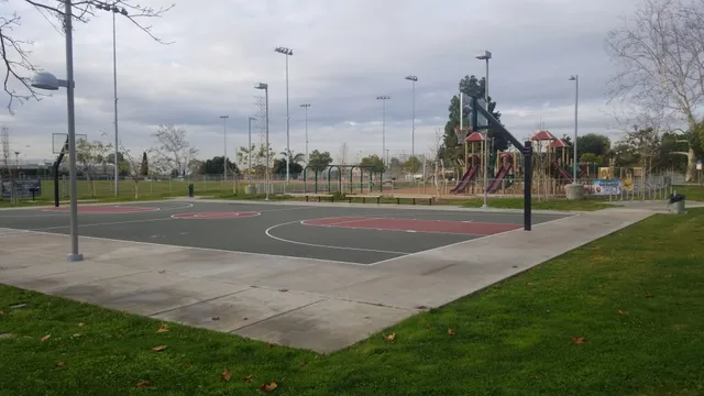 Helen Keller Park