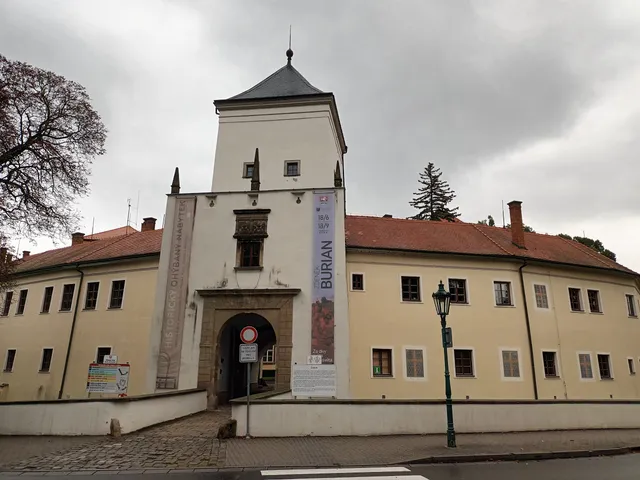 Gesztbeszterce vára