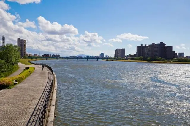 Mizuberingu Shinanogawa Yasuragitsutsumi produced by Snow Peak