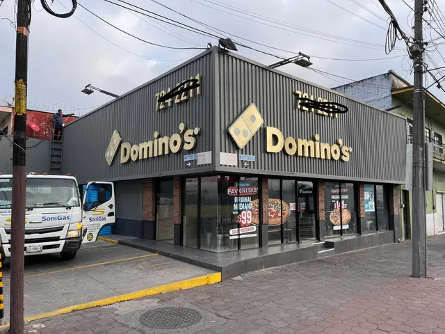 Domino's