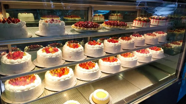 Vizco's Restaurant & Cake Shop