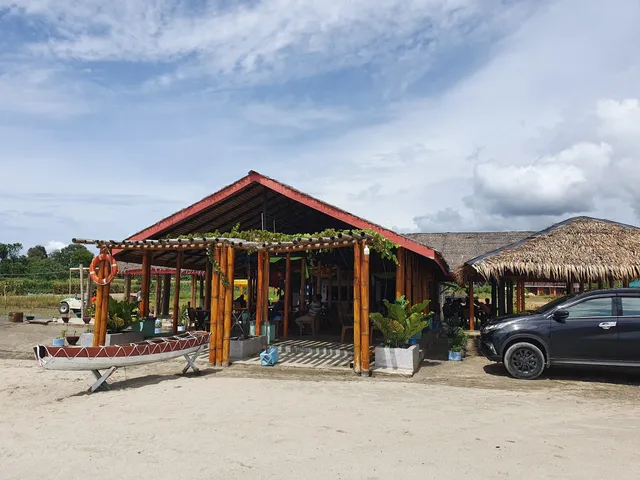 Sigurgur Beach & Restaurant