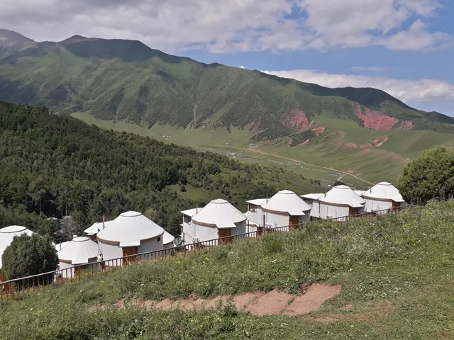 Киргизский хребет