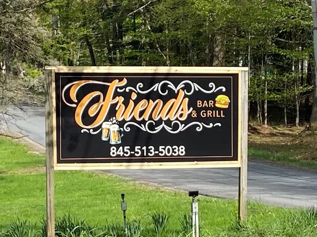 Friends Bar & Grill