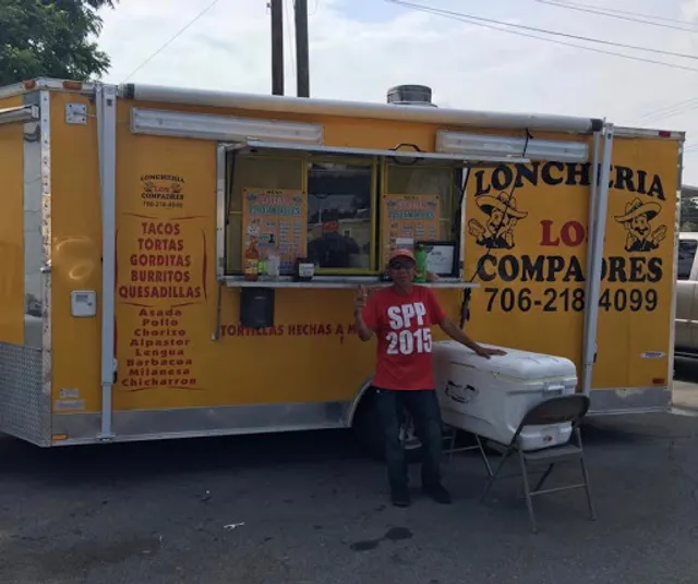 Loncheria Los Compadres #1