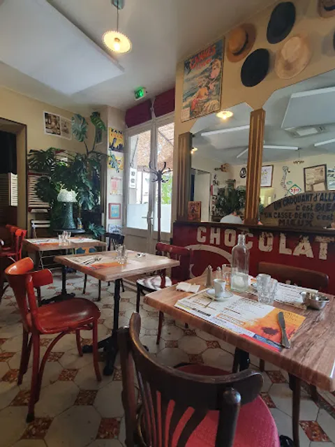 Bistro Le 40 Restaurant