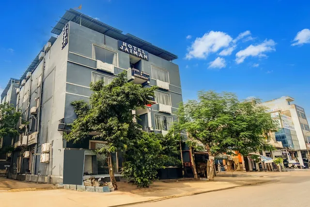 Super Townhouse Tonk Road Near Gandhi Nagar Railway Station formerly Hotel Jaiman