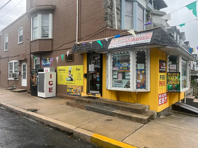 Mittie Mae’s Corner Market