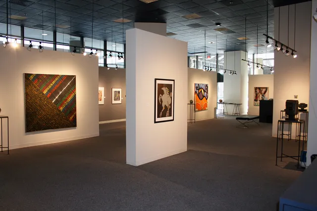 Wallace Galleries Ltd