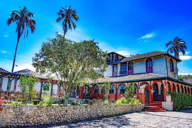 Yamor Continental Hotel