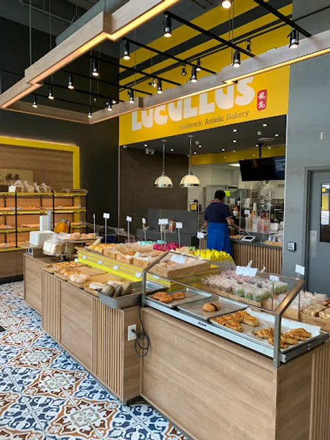 Lucullus Bakery (Yonge)