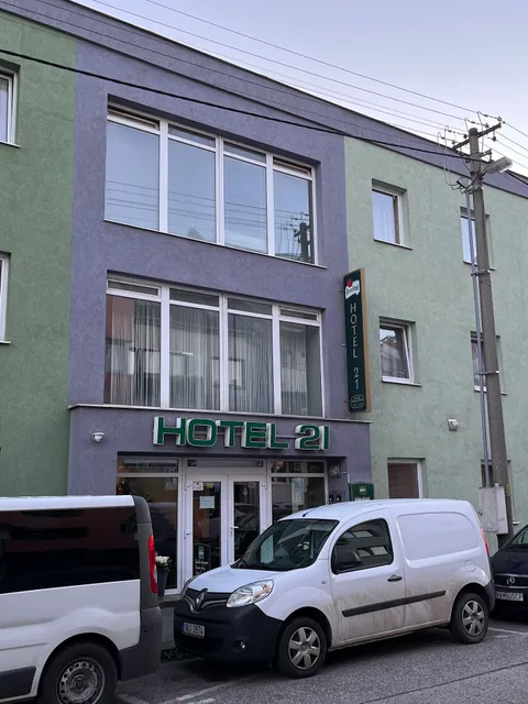 Hotel 21