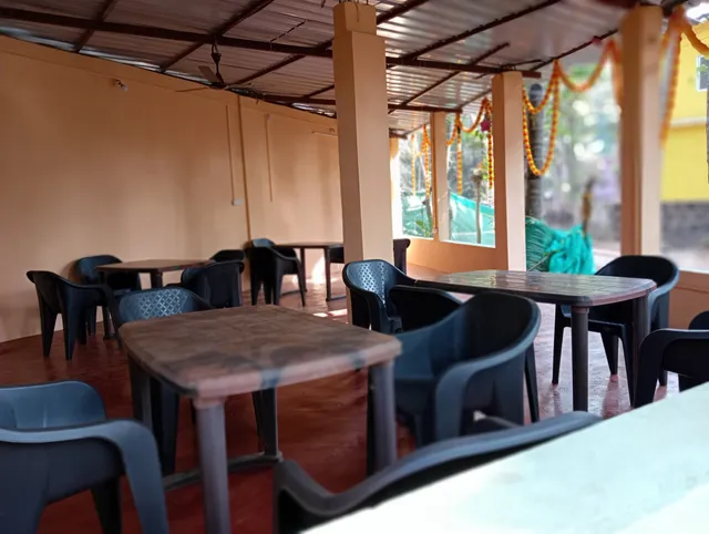 Uddo Deck Family Restaurant