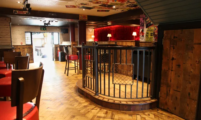 Ownies Bar and Bistro