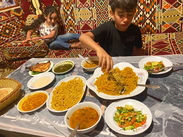 العالمية للمأكولات البدويه والمشويات