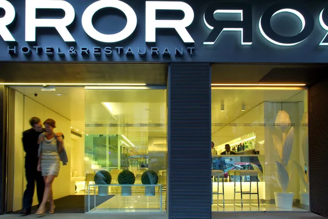 The Mirror Barcelona