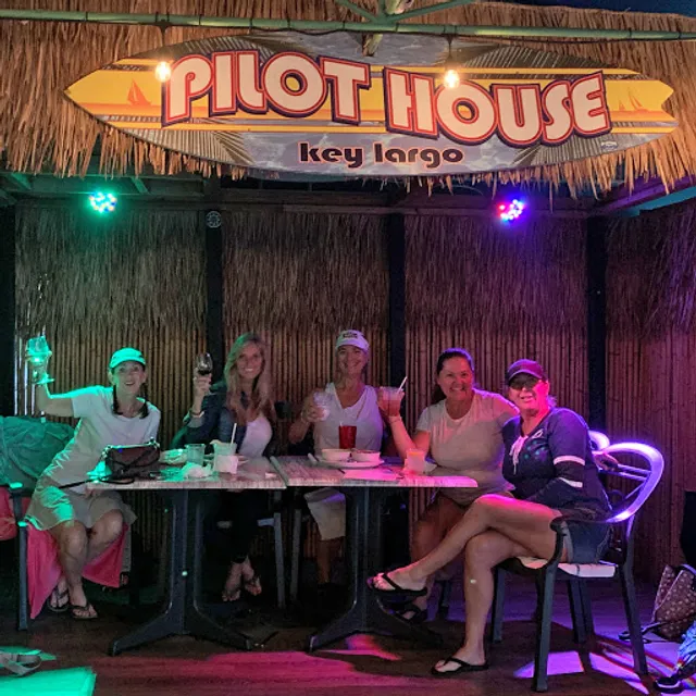 Pilot House Restaurant & Marina
