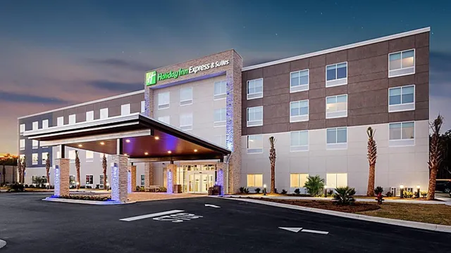 Holiday Inn Express Louisville Airport Expo Center by IHG