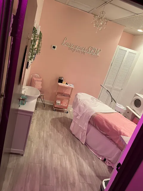 Love your skin by Stevie Jarrell