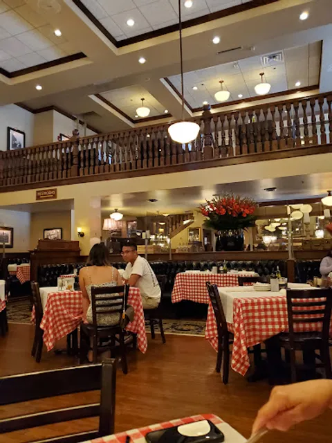 Maggiano's Little Italy