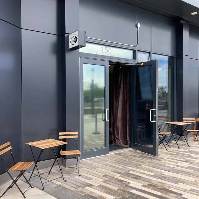 RAW - Japanese Hand Roll Bar