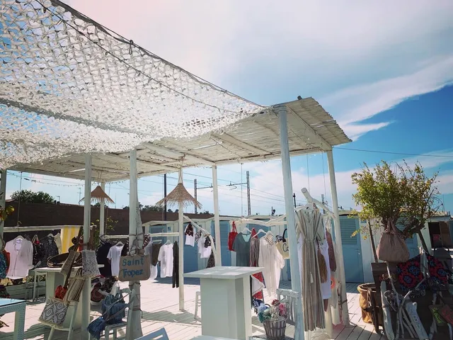 Arzilla Beach Village