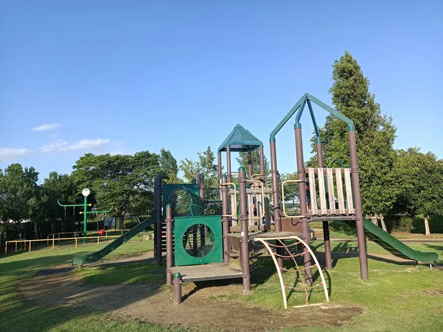 Inashikishi Riverside Park