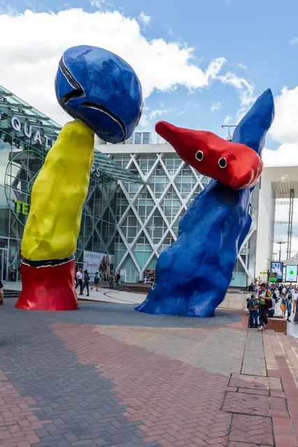 Deux personnages fantastiques