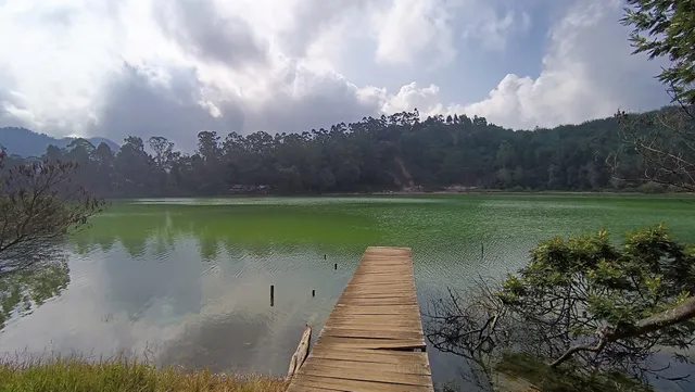 Telaga Warna Dieng