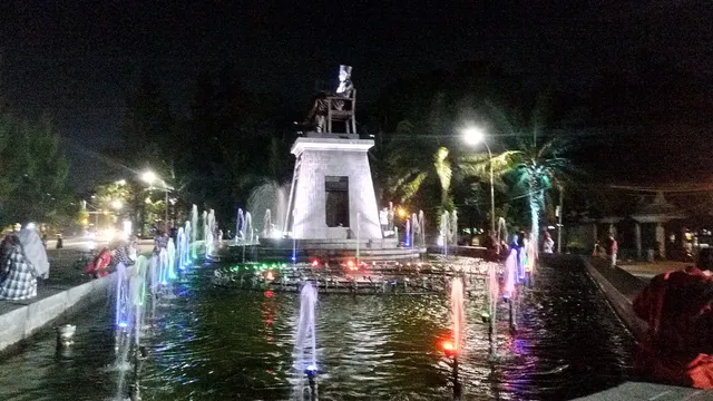 Air Mancur Menari Manahan