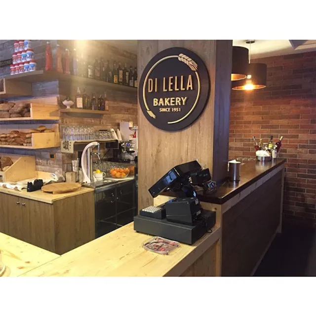 Di Lella Bakery