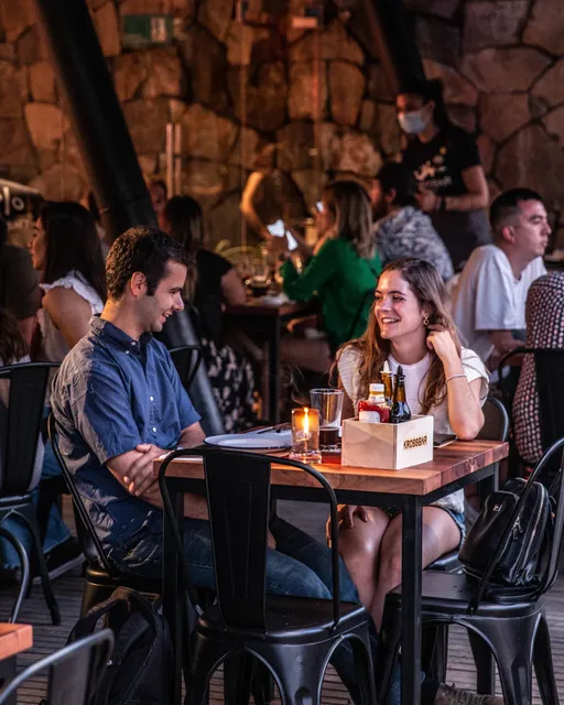 Krossbar Laguna Mall Sport