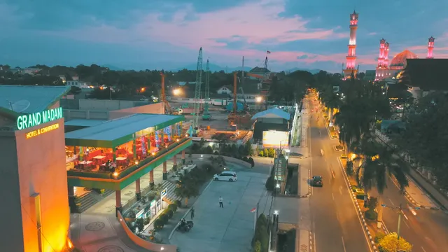 Grand Madani Hotel & Convention