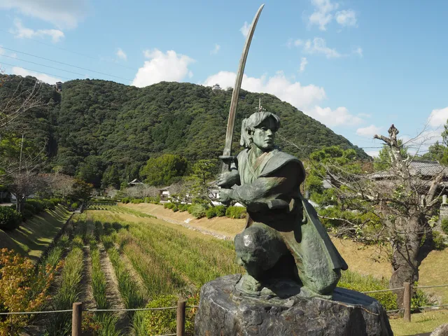 Statue of Sasaki Kojiro