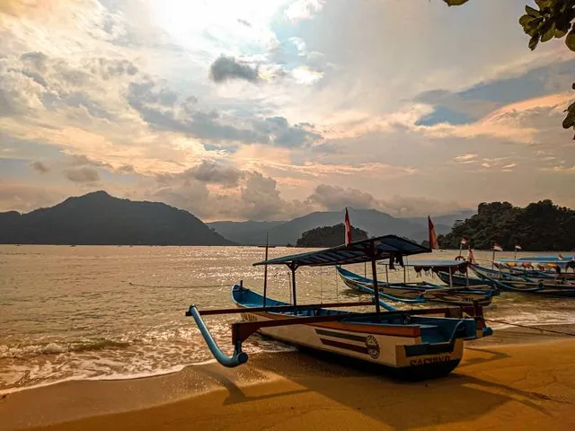 Pantai SIMBARONCE TRENGGALEK