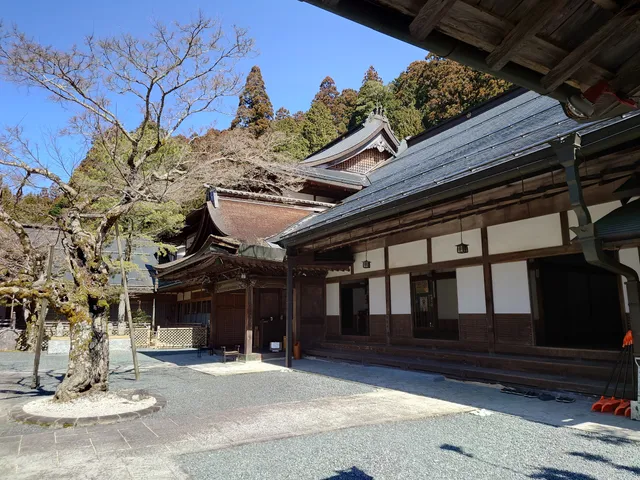 Ryūsen-in Temple (Pilgrim's Lodging)