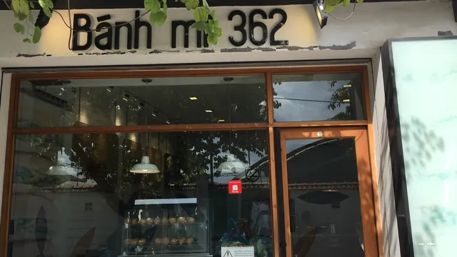 Bánh mì 362