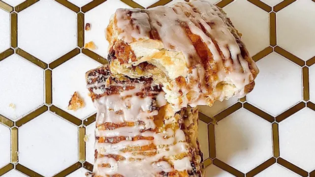 PARLOUR BAKERY ONLINE DELIVERY ONLY