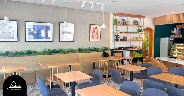 Luisa Cafe & Restaurant