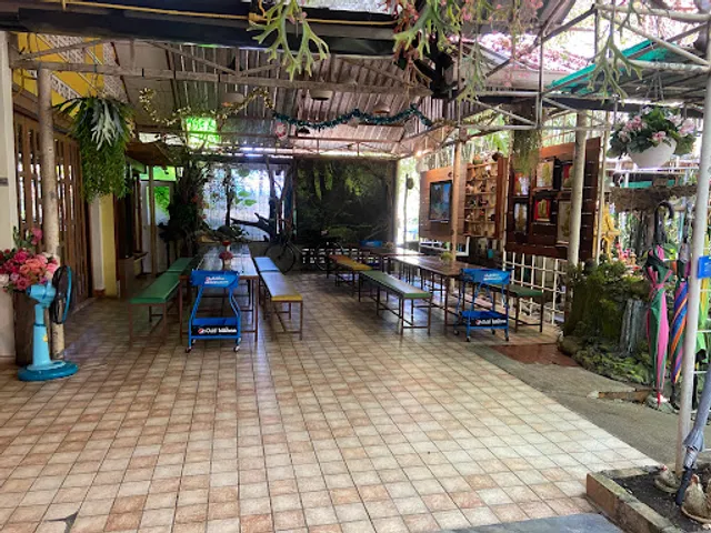 Ta Tuay Restaurant