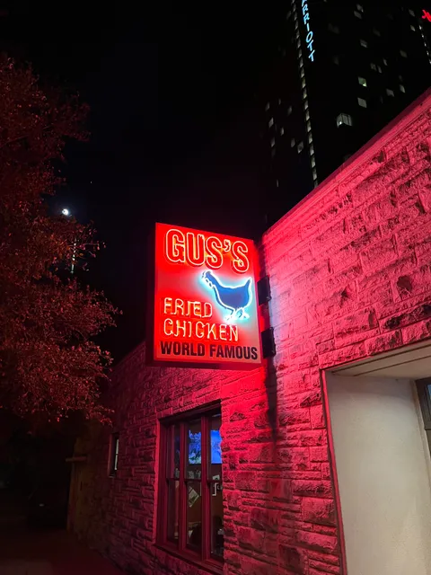 Gus’s World Famous Fried Chicken