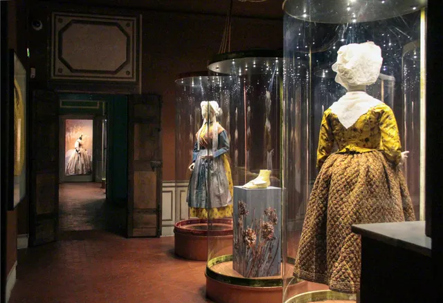 Musée Provençal du Costume et du Bijou