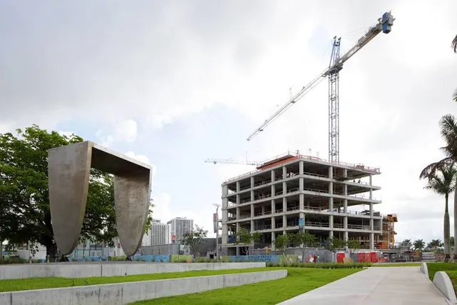 Phillip & Patricia Frost Museum of Science