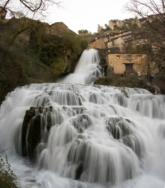 Cascada de Orbaneja del Castillo
