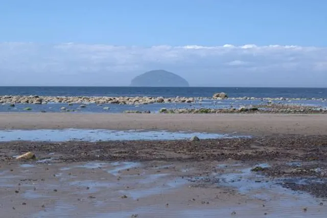 Girvan Beach