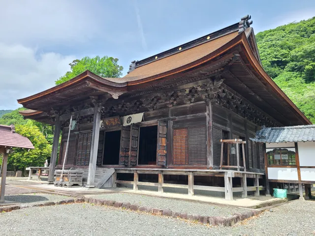 Nichirenshumotoyama Onoyamahonnon Temple