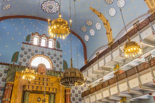 Kazinczy Street Synagogue