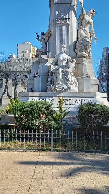 Plaza Adolfo Alsina
