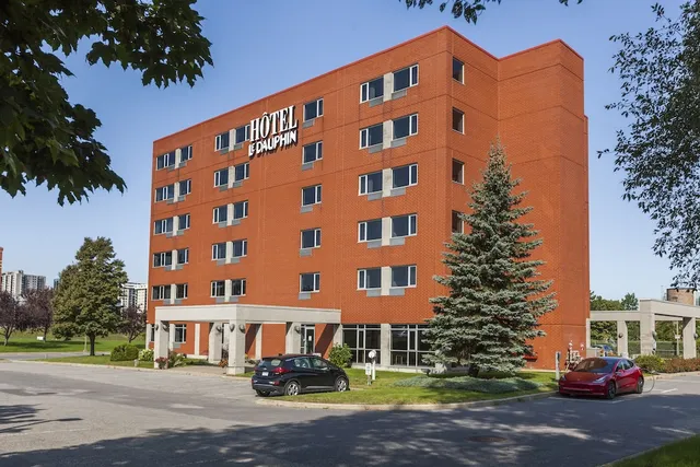 Hôtel Le Dauphin Montréal-Longueuil