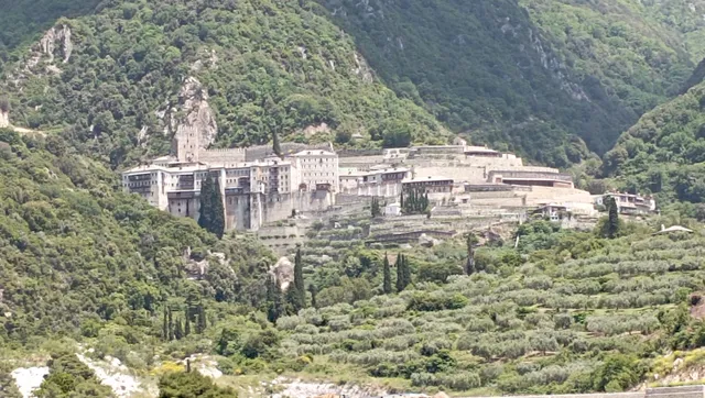 Ιερά Μονή Αγίου Παύλου